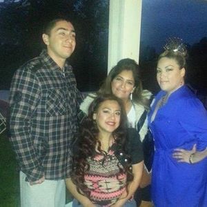 Meet your Posher, Desirae