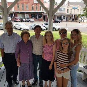 Meet your Posher, Mindy