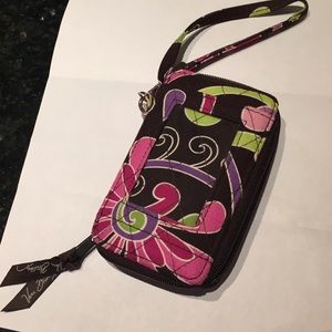 NWOT Vera Bradley wristlet with photo ID holder