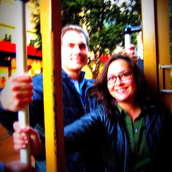 Meet your Posher, Elle - Picture 3 of 3