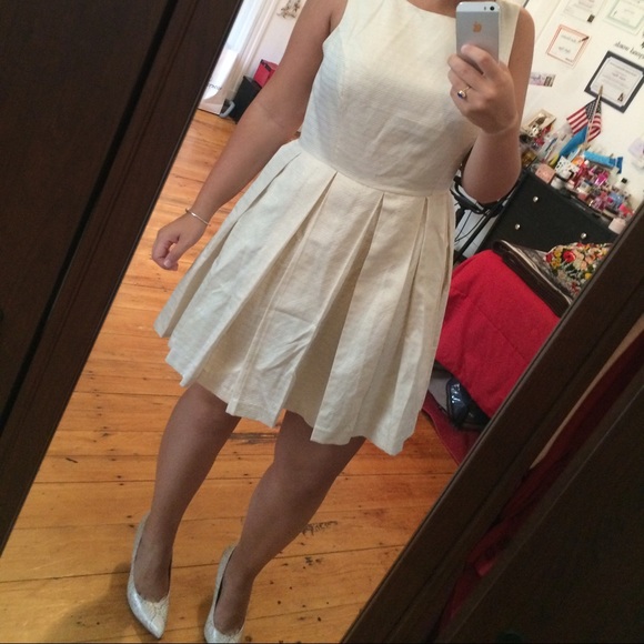 Love 21 cream/gold dress ❤️ - Picture 2 of 4