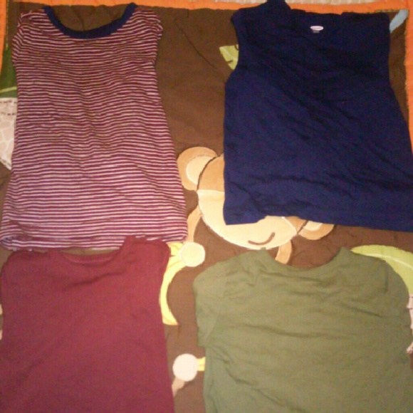 🌹🌹SOLD🌹🌹 Winter Tees