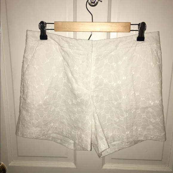 laundry white eyelet shorts new with tag size 8