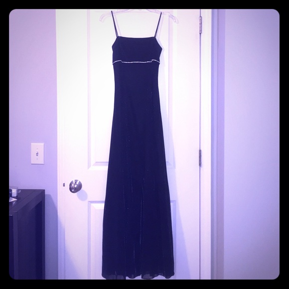 Black shiny prom dress 3/4