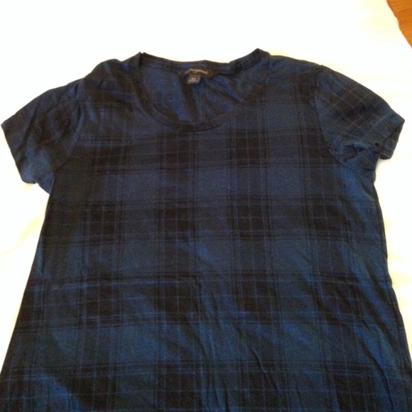 ✅SOLD✅NWOT Banana Republic plaid tee