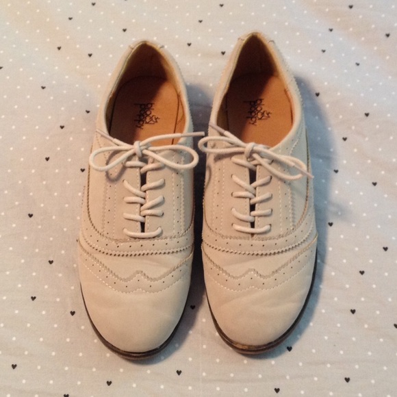 PacSun Tan/Nude/Cream Oxfords