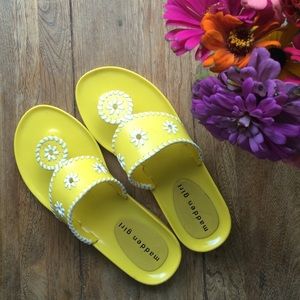 Madden Girl yellow summer sandals, size 8