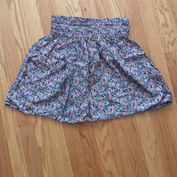 Floral skirt - Picture 1 of 1