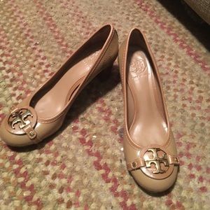 Tory Burch pumps