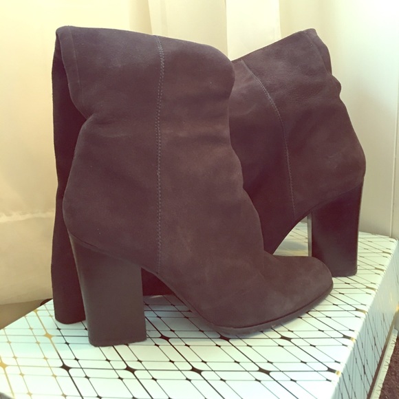 Stuart Weitzman Suede Boots