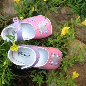 Lil Tootsies Hand Painted Butterfly Shoes 3-6