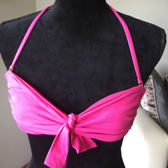 Pink and floral Calzedonia bikini - Picture 4 of 4