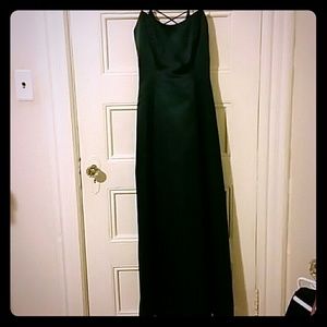 Beautiful hunter green gown