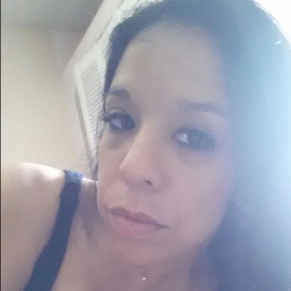 Meet your Posher, Elizabeth - Picture 1 of 1