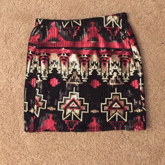Adorable sequined mini skirt!!