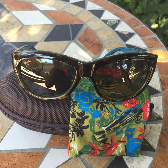 Maui Jim Kanani Sunglasses w/ Polish Cloth & Case!
