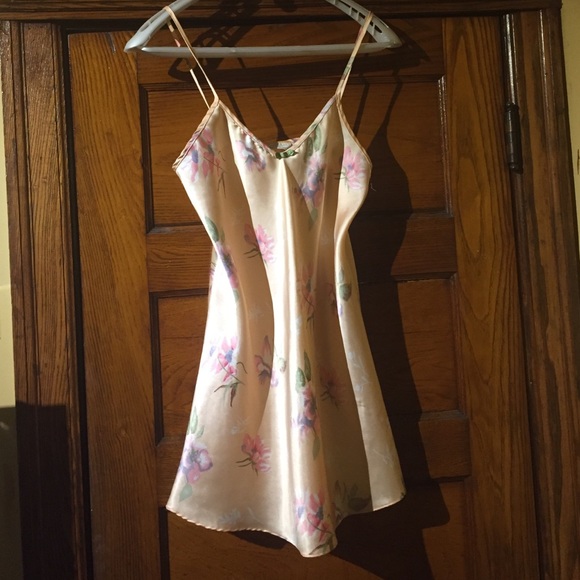 Peach chemise