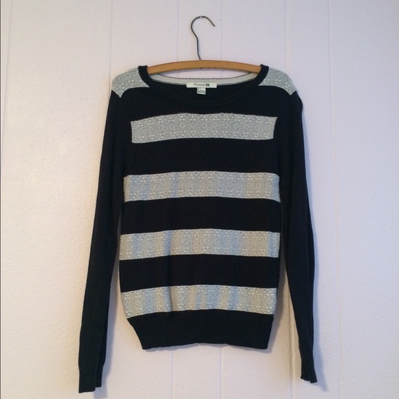 Black and White Forever 21 Striped Sweater