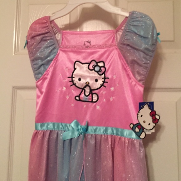 Disney Hello Kitty gown SZ M (7/8) - Picture 2 of 3
