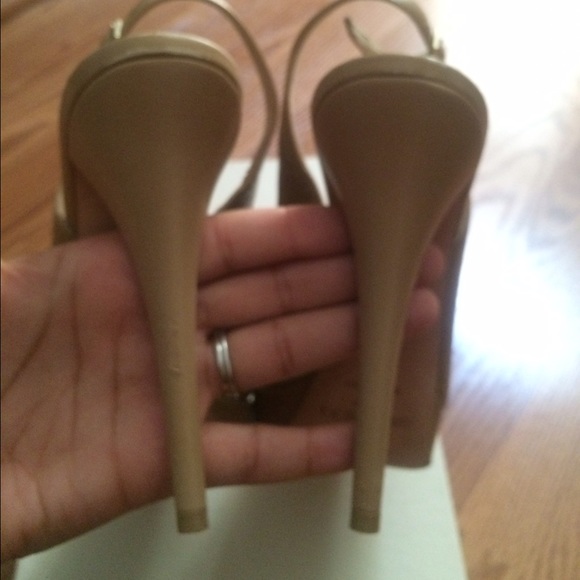 Sold -Jimmy Choo Nude Slingback - Picture 3 of 4