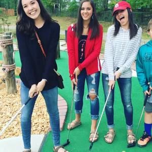 Meet your Posher, Delaney