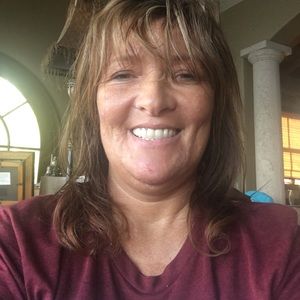 Meet your Posher, Angie