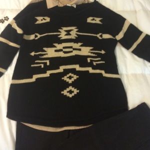 Black skinny jean outfit with FREE earrings!!