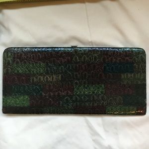 Large clutch wallet