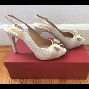 NEW Ferragamo slingback heels, Python, Beige, Size 8