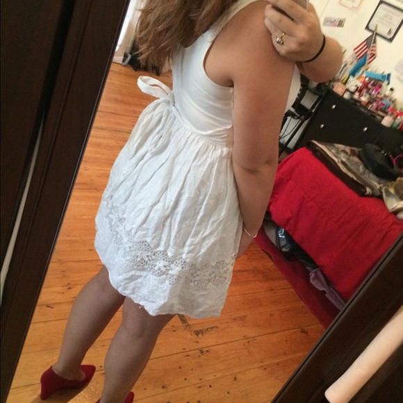 JCPenny White dress💕 - Picture 4 of 4