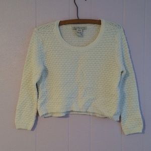 Cropped 3/4 Sleeve Sweater
