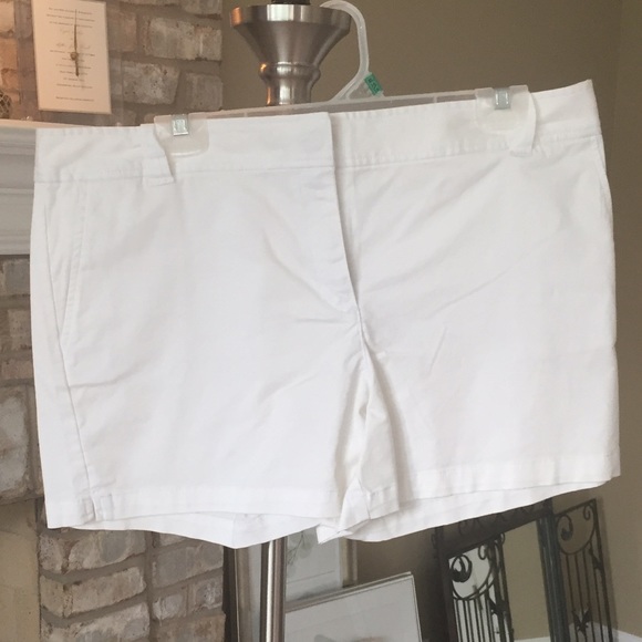 Brand new with out tags. Never worn.