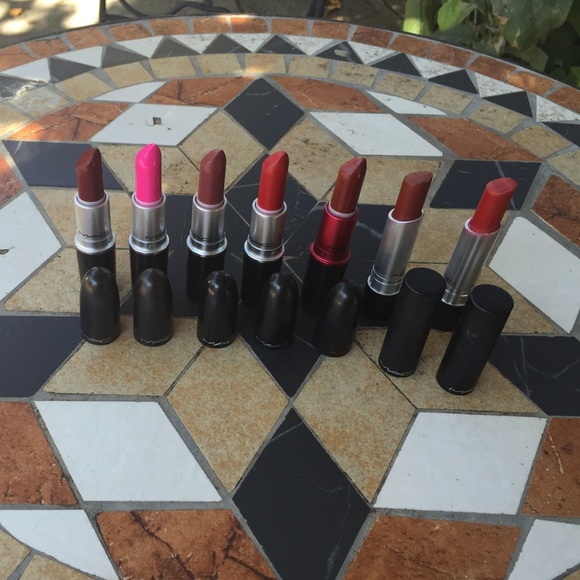 MAC lipstick lot Ruby Woo Diva Del Rio and more!