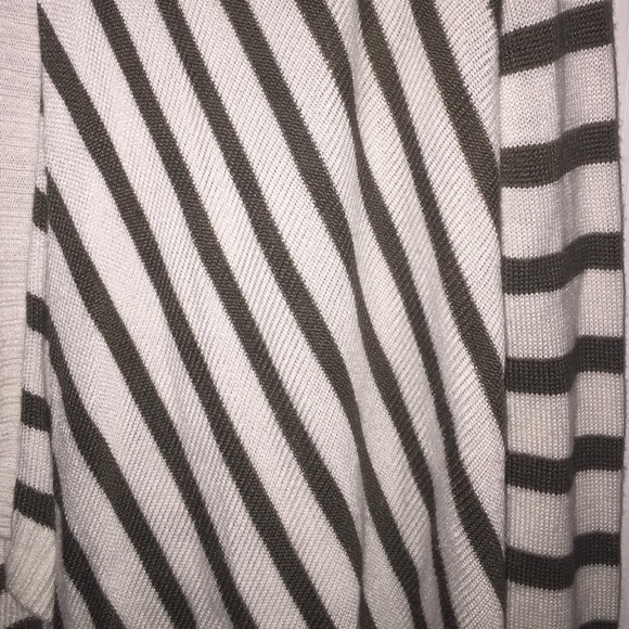 Kids DKNY cardigan - Picture 2 of 4