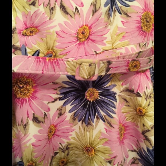 Tatyana Jeannie Floral Swing Dress - Picture 2 of 4