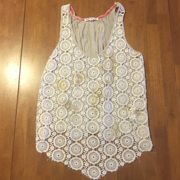Cute Jolt tank top.