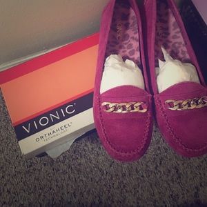Vionic Pink Loafers with orthaheel technology