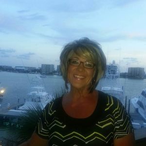 Meet your Posher, Brenda