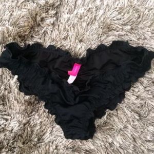 Black ruched bikini bottoms