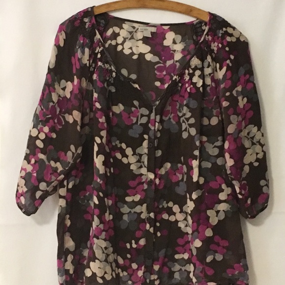 Old Navy Size M 3/4 Sleeve top