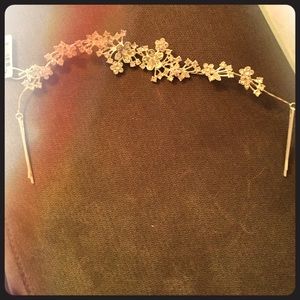 Bridal headpiece brand new!! Tags Attached!