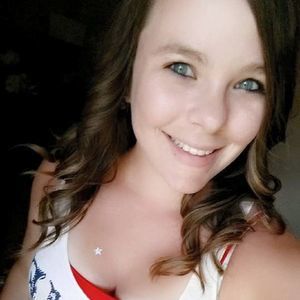 Meet your Posher, Candace