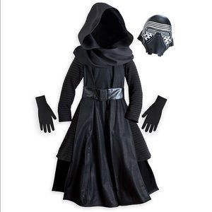 Disney Star Wars 4T Costume Still W/Tags!