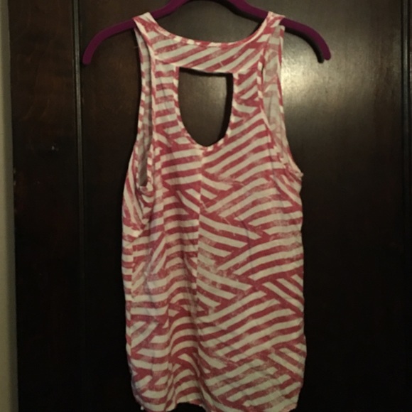 Tank top - Picture 3 of 4