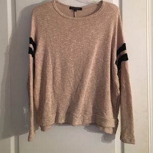 Beige lightweight sweater w/ black stripe sleeves