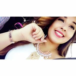 Meet your Posher, Maria