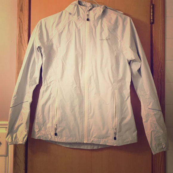 Avalanche water resistant white jacket. Women's M.