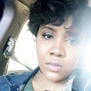 Meet your Posher, Malika