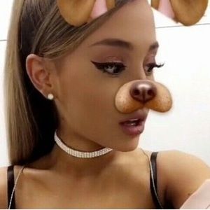 Meet your Posher, Alhia