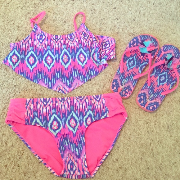 Justice Super cute tribal print bathing suit